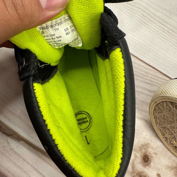 Wonder Nation Black & Green Camo Pattern Mid Top Sneakers Youth Size 1 - Picture 9 of 10